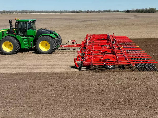 KUHN TILLAGE